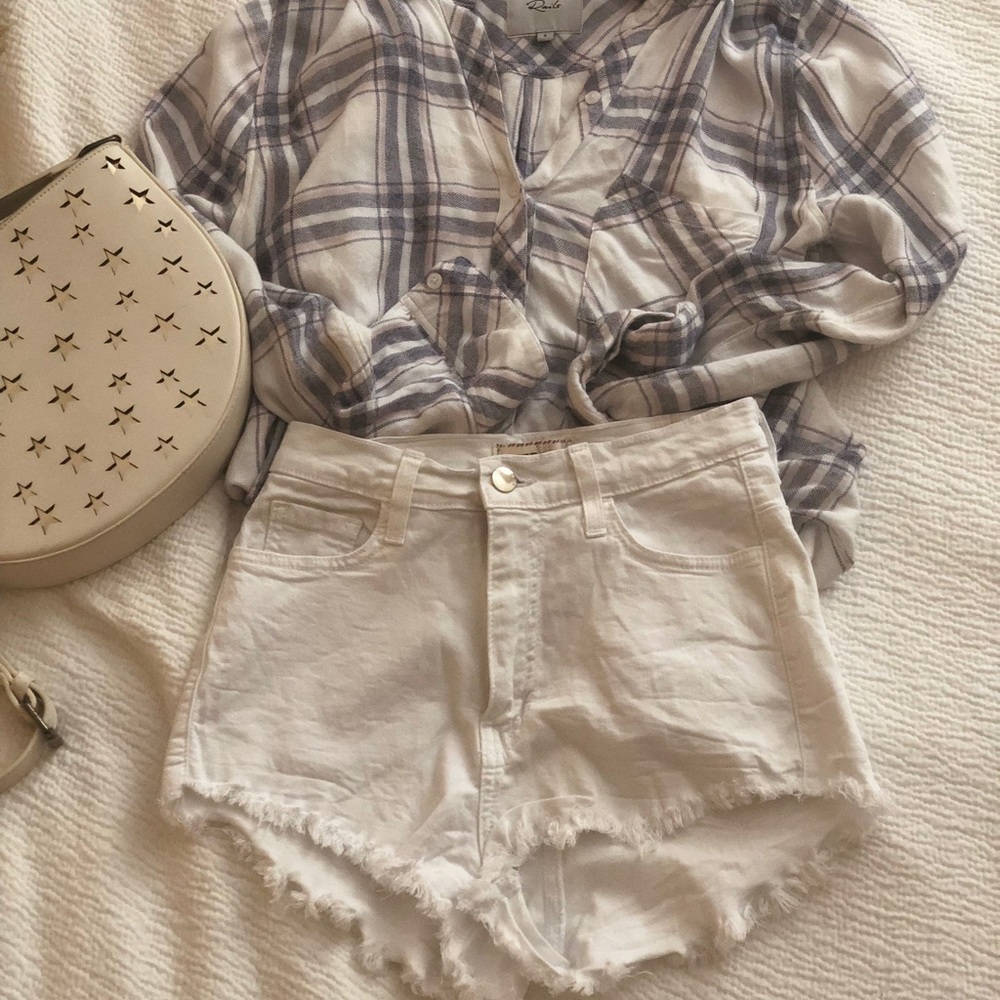 VIBRANT White Cut Off Shorts 🌚